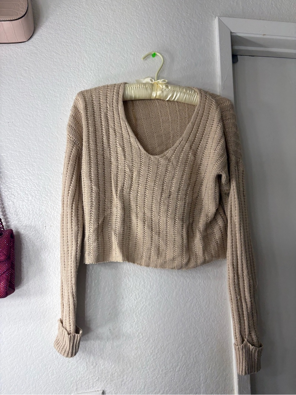 Beige V-Neck Ribbed Cropped Sweater
